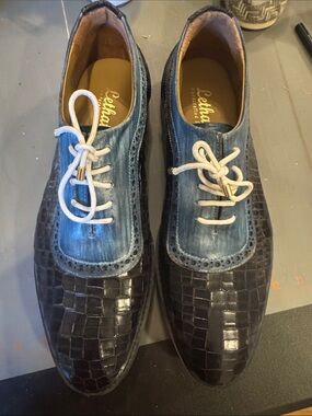 Lethato Two-Tone Men's Dress Shoes - Blue & Black